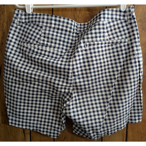 Old Navy Everyday‎ Mid Rise Shorts PLus Size 14 Gingham Flat Front Blue White - Picture 2 of 4